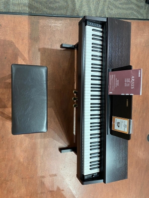Yamaha YDP144 Rosewood Digital Piano 4